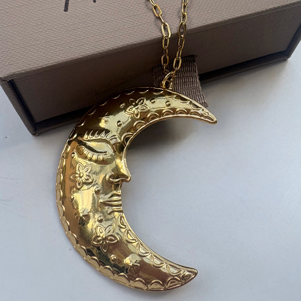 Moon Muse Necklace