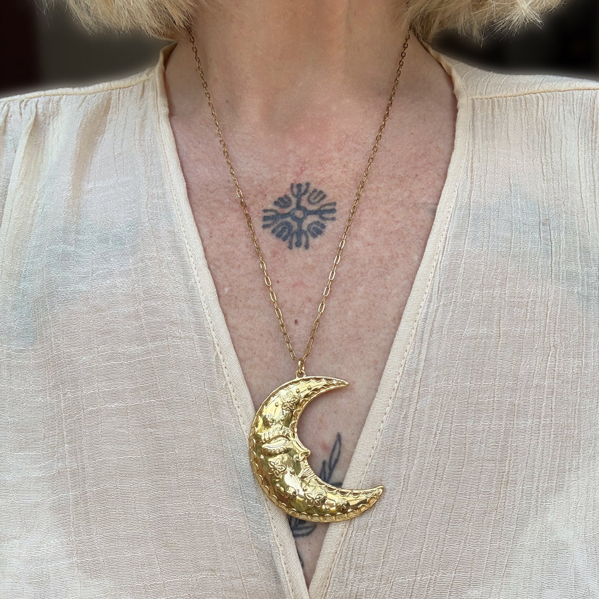 Moon Muse Necklace