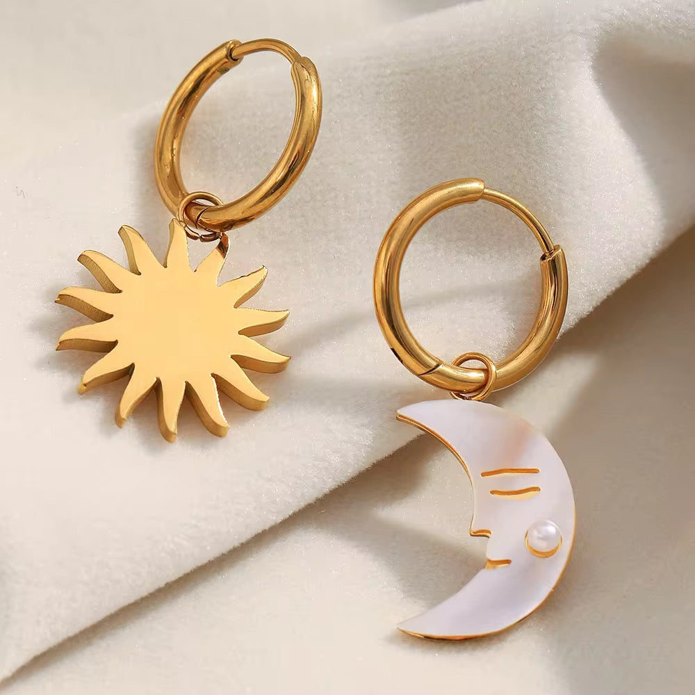 Sun & Moon Huggies